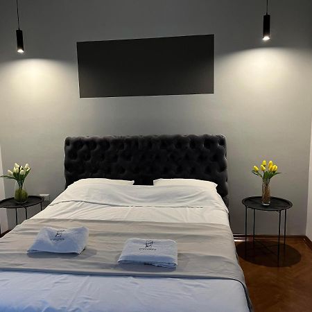 Gramophone Apartments ビトラ エクステリア 写真